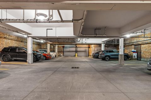 Tiny photo for 432 E Rich Street 4J #4J, Columbus, OH 43215 (MLS # 225045502)