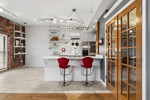 Tiny photo for 432 E Rich Street 4J #4J, Columbus, OH 43215 (MLS # 225045502)