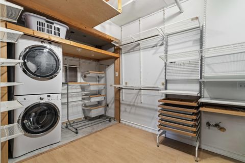 Tiny photo for 432 E Rich Street 4J #4J, Columbus, OH 43215 (MLS # 225045502)