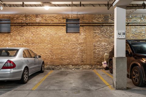 Tiny photo for 432 E Rich Street 4J #4J, Columbus, OH 43215 (MLS # 225045502)