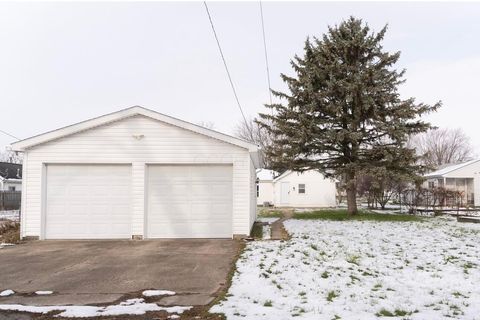 Tiny photo for 1125 E Paint Street, Washington Court House, OH 43160 (MLS # 225045417)