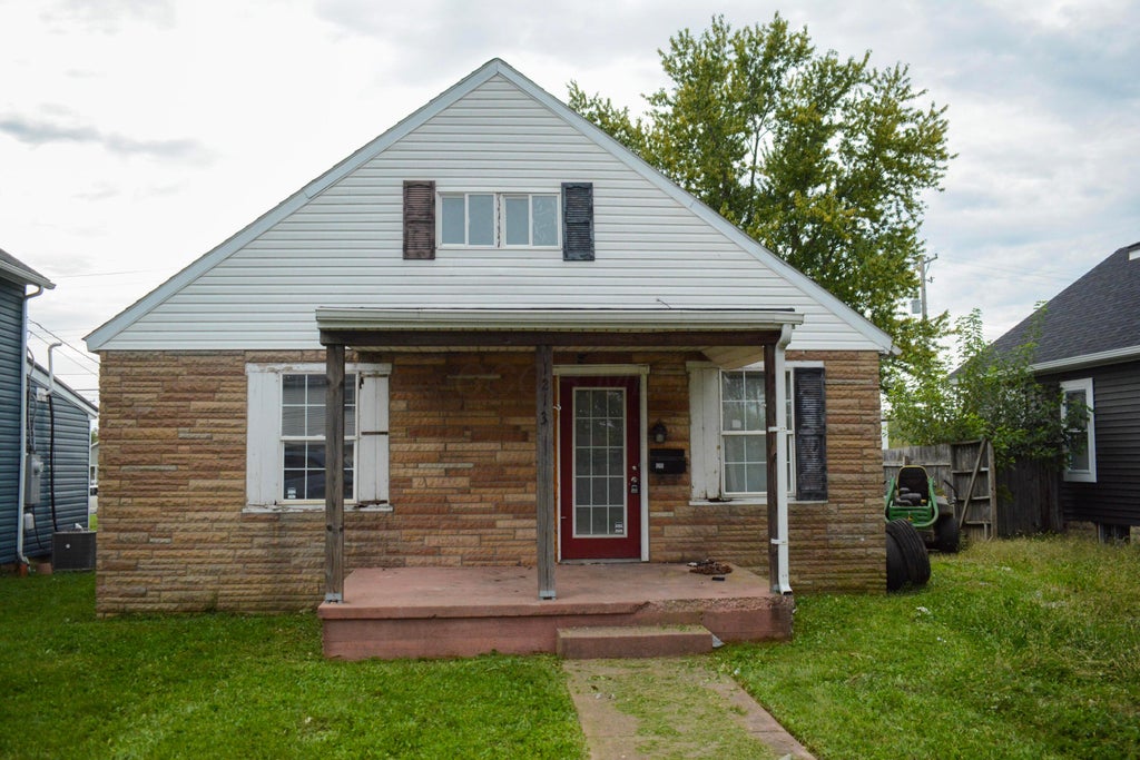 Photo of 1213 Grace Street, Washington Court House, OH 43160 (MLS # 226037241)