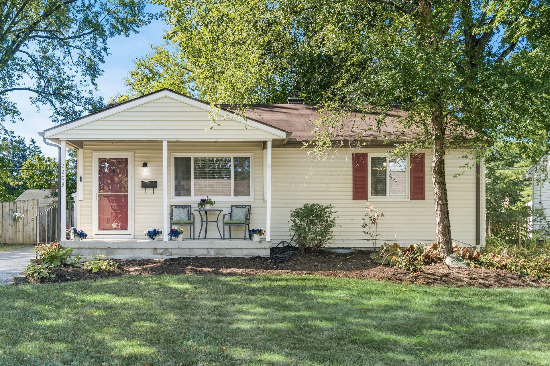 View Columbus, OH 43221 house