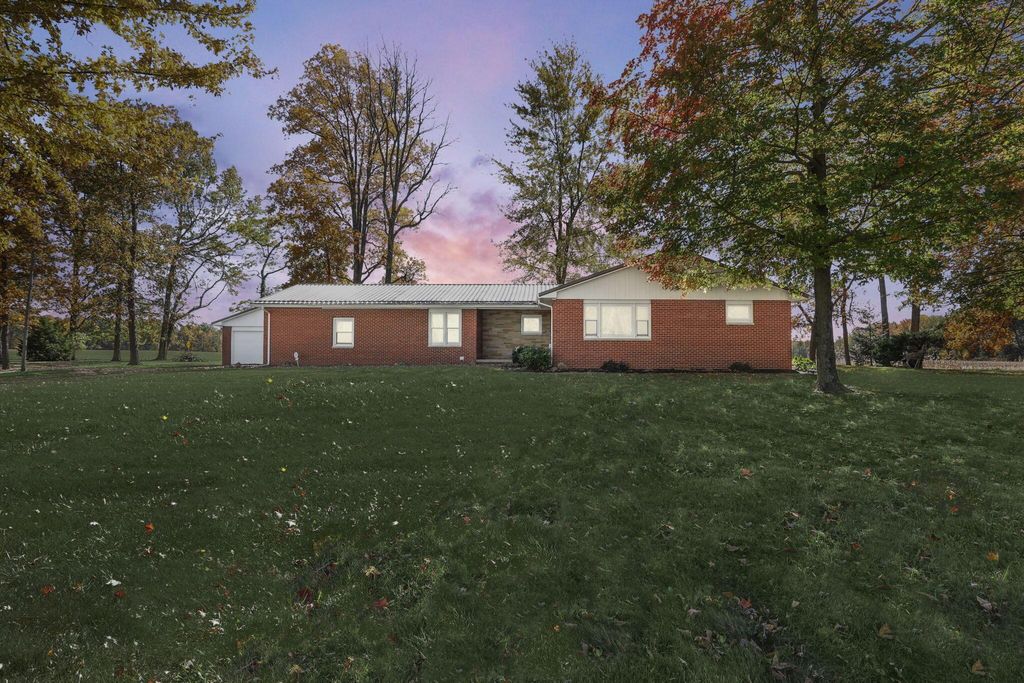 Photo for 6713 US Highway 42, Mount Gilead, OH 43338 (MLS # 225040238)