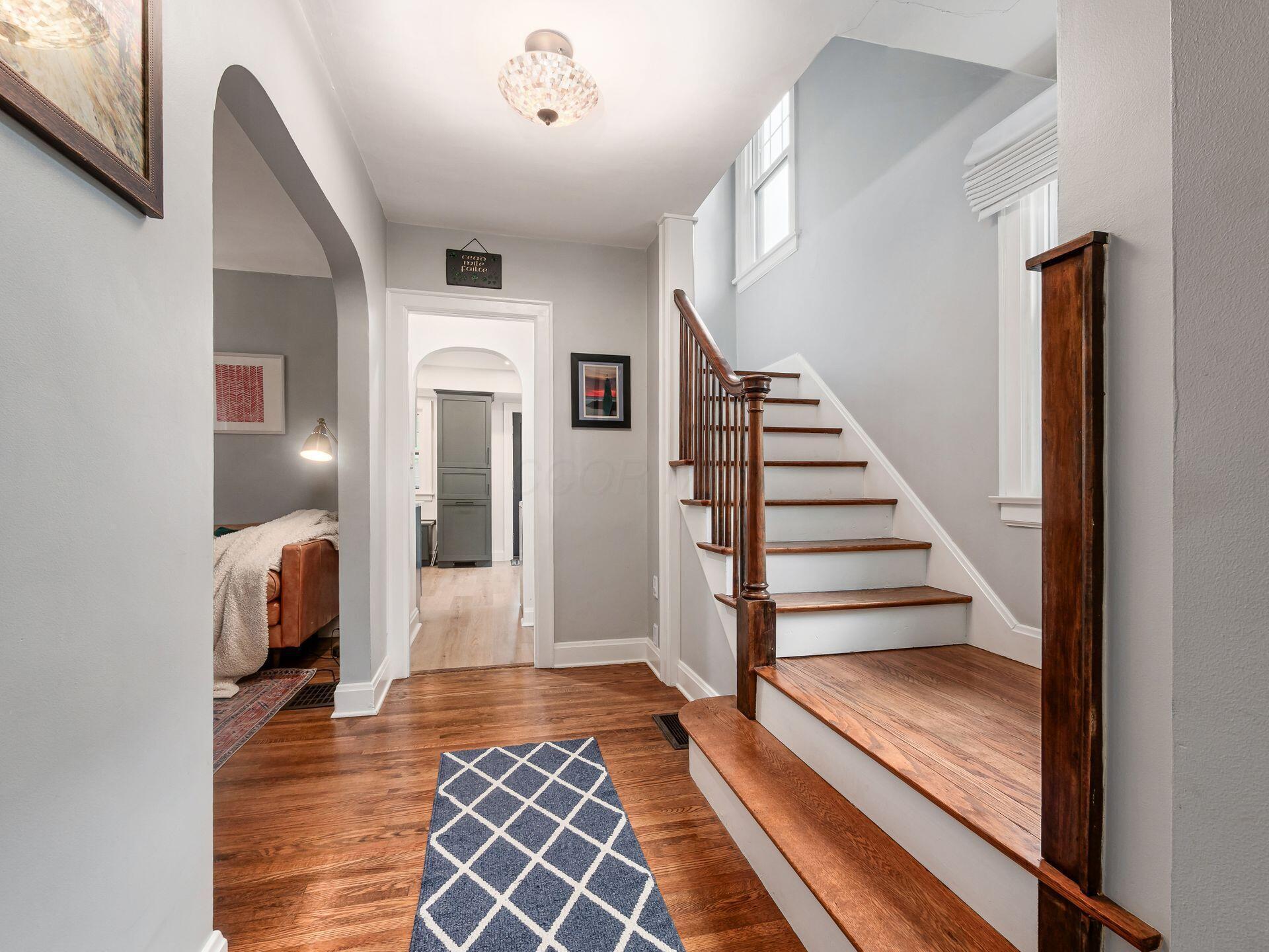 498 Oakland Park Avenue