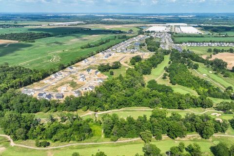 Tiny photo for 277 Olympic Loop, Commercial Point, OH 43116 (MLS # 225045110)