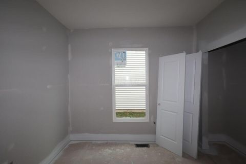 Tiny photo for 277 Olympic Loop, Commercial Point, OH 43116 (MLS # 225045110)