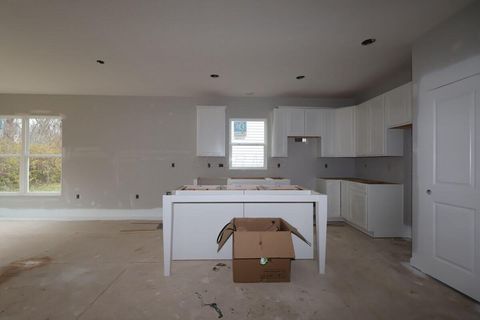 Tiny photo for 277 Olympic Loop, Commercial Point, OH 43116 (MLS # 225045110)