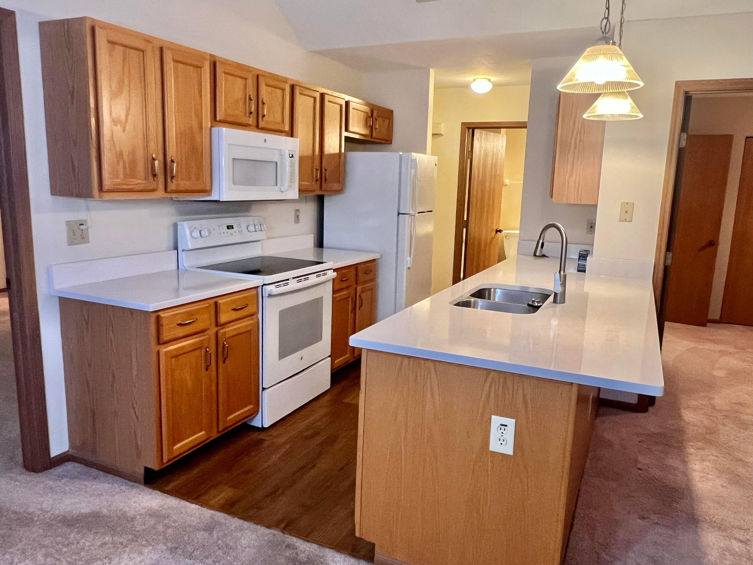 2465 Meadow Glade Drive 26