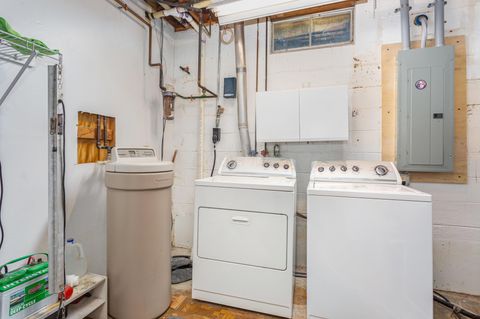 Tiny photo for 280 Wildwood Drive, Zanesville, OH 43701 (MLS # 225039513)