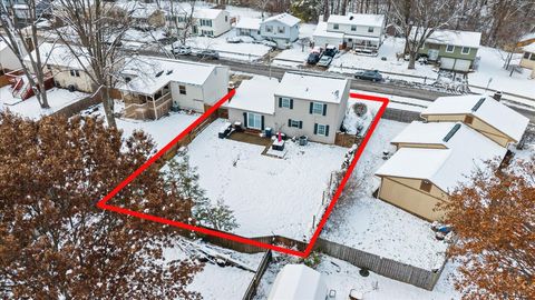 Tiny photo for 6456 Goldfinch Drive, Westerville, OH 43081 (MLS # 225044745)