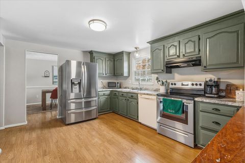 Tiny photo for 6456 Goldfinch Drive, Westerville, OH 43081 (MLS # 225044745)