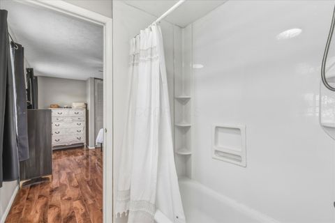 Tiny photo for 6456 Goldfinch Drive, Westerville, OH 43081 (MLS # 225044745)