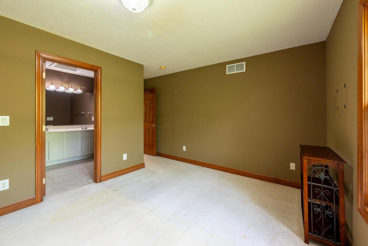 8884 Filiz Lane, Powell, Ohio image 31