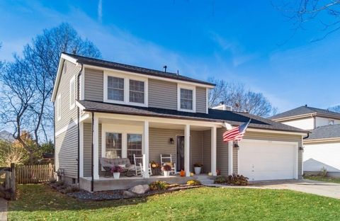 Photo of 3927 Tweedsmuir Drive, Columbus, OH 43221 (MLS # 225042927)