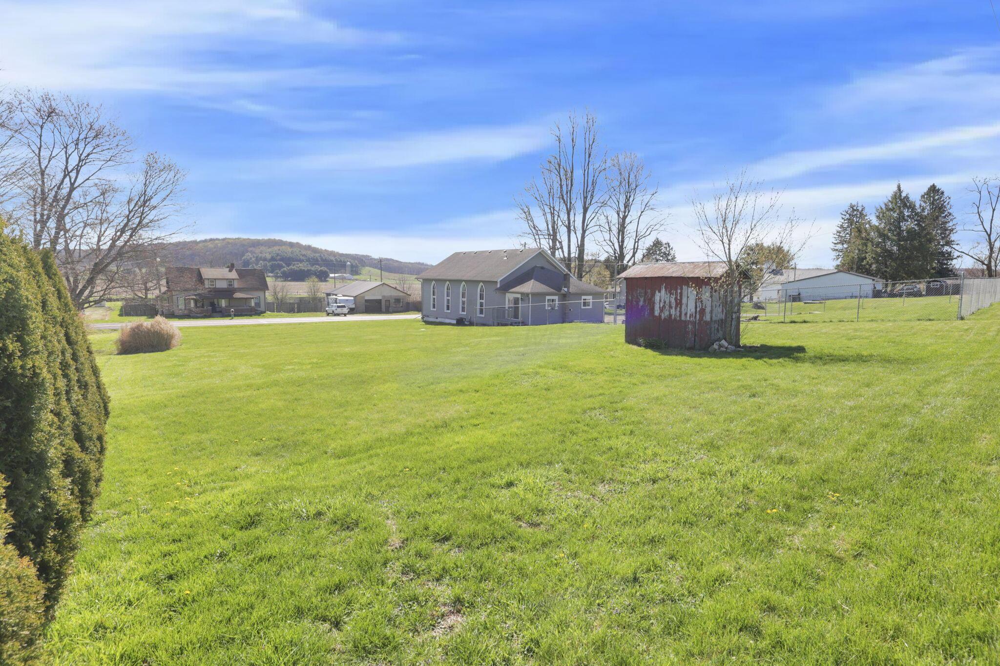 6173 Licking Valley Road, Frazeysburg, Ohio image 3