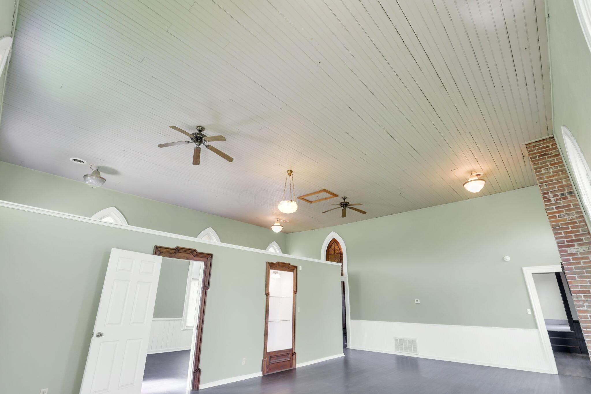 6173 Licking Valley Road, Frazeysburg, Ohio image 10