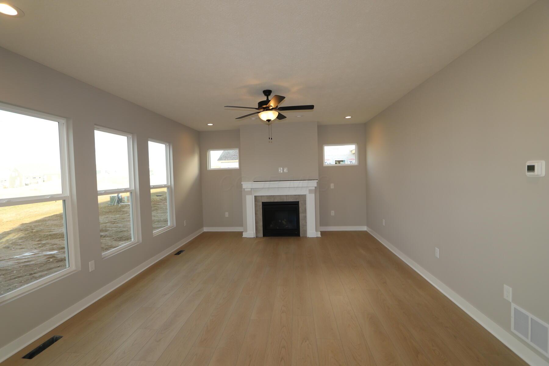 5782 Shadowfair Lane, Powell, Ohio image 4