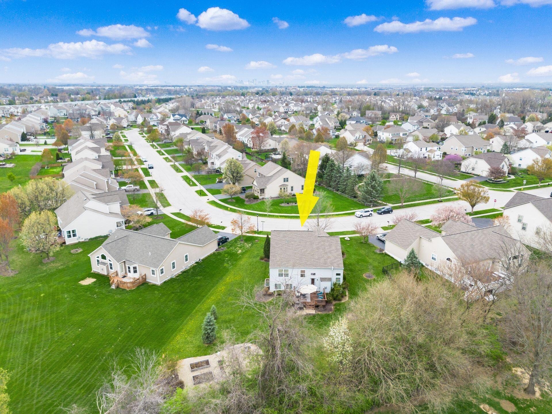 2065 Autumn Wind Drive, Grove City, Ohio image 47