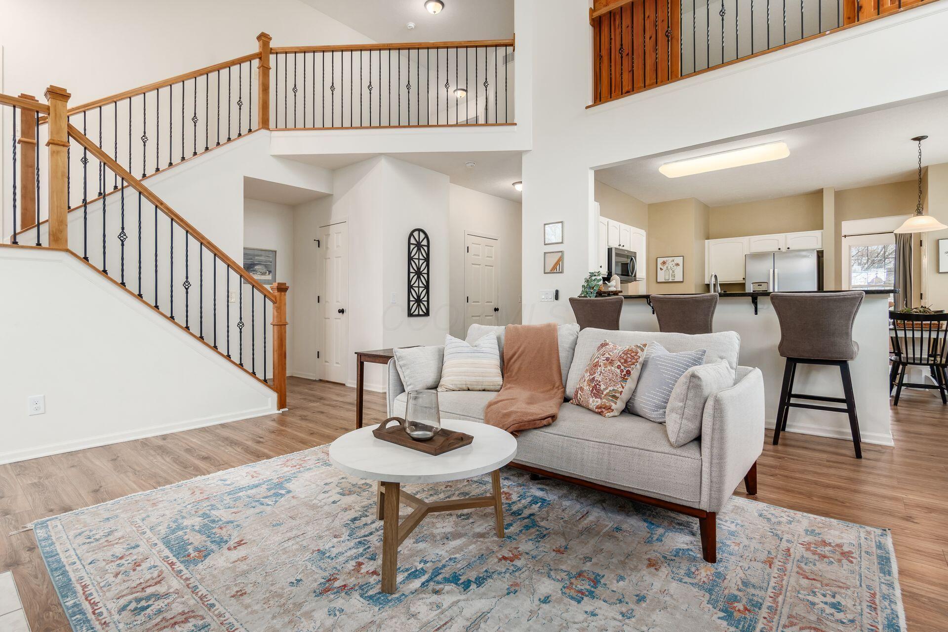 2065 Autumn Wind Drive, Grove City, Ohio image 14