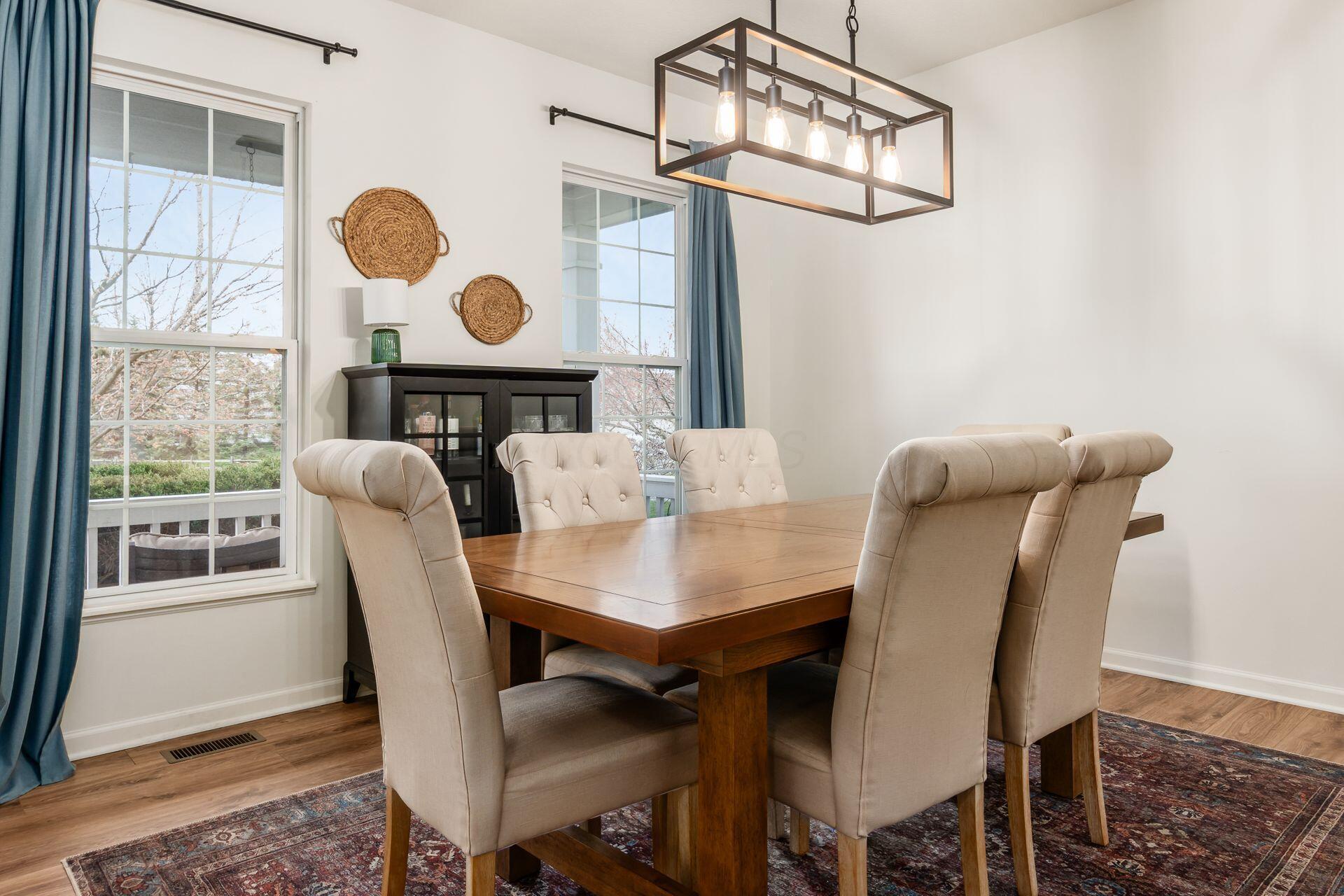 2065 Autumn Wind Drive, Grove City, Ohio image 3