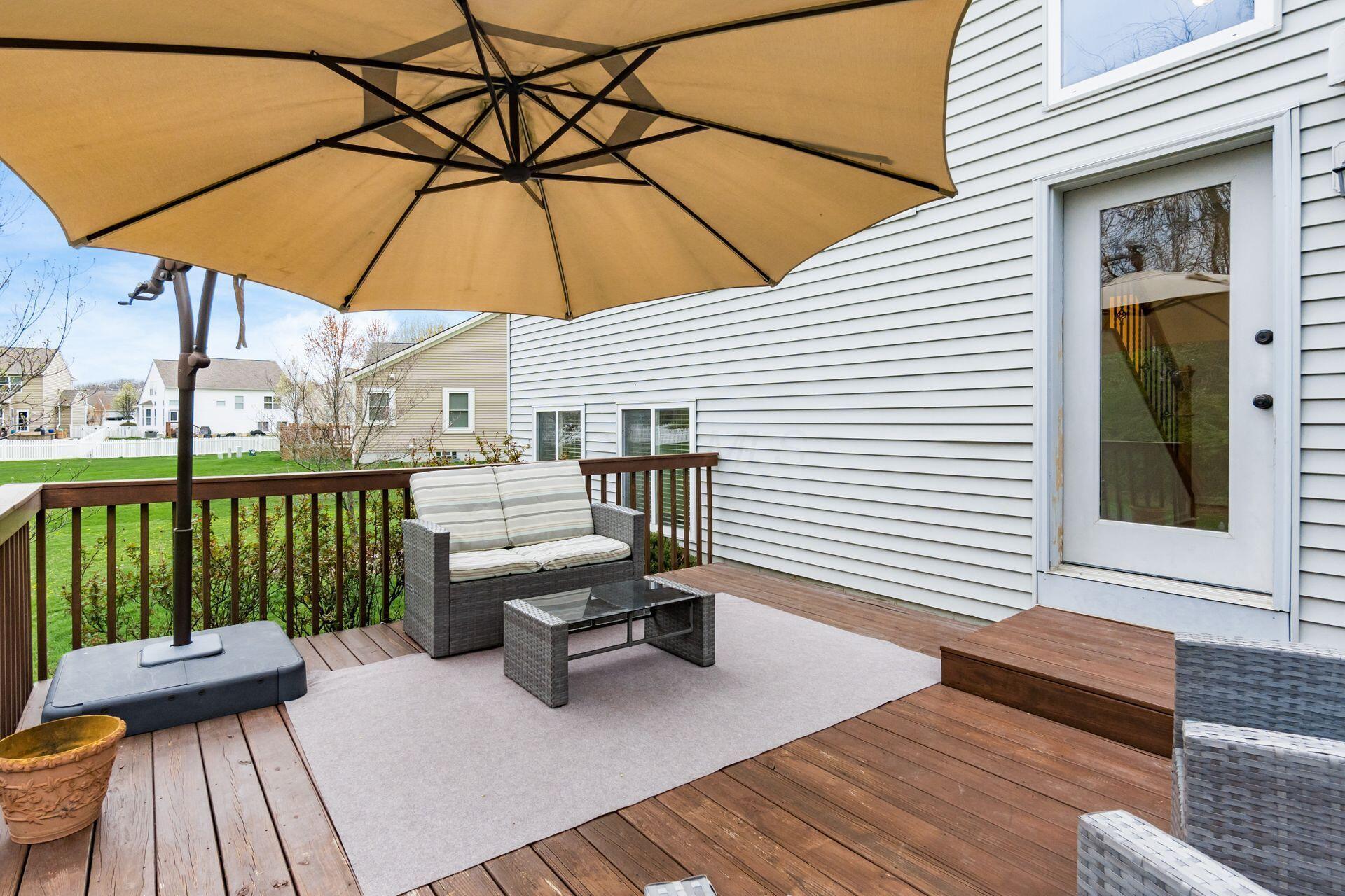 2065 Autumn Wind Drive, Grove City, Ohio image 34
