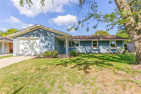 Photo of 3682 Mexico Avenue, Westerville, OH 43081 (MLS # 225039158)