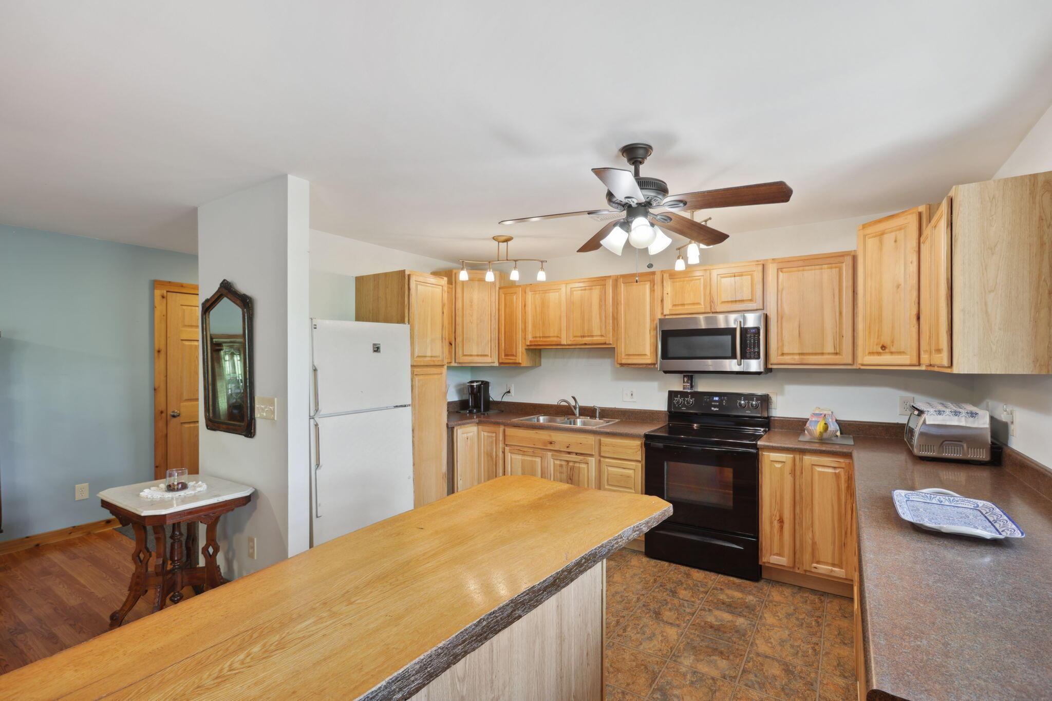 18040 Johnson Road, Heath, Ohio image 14