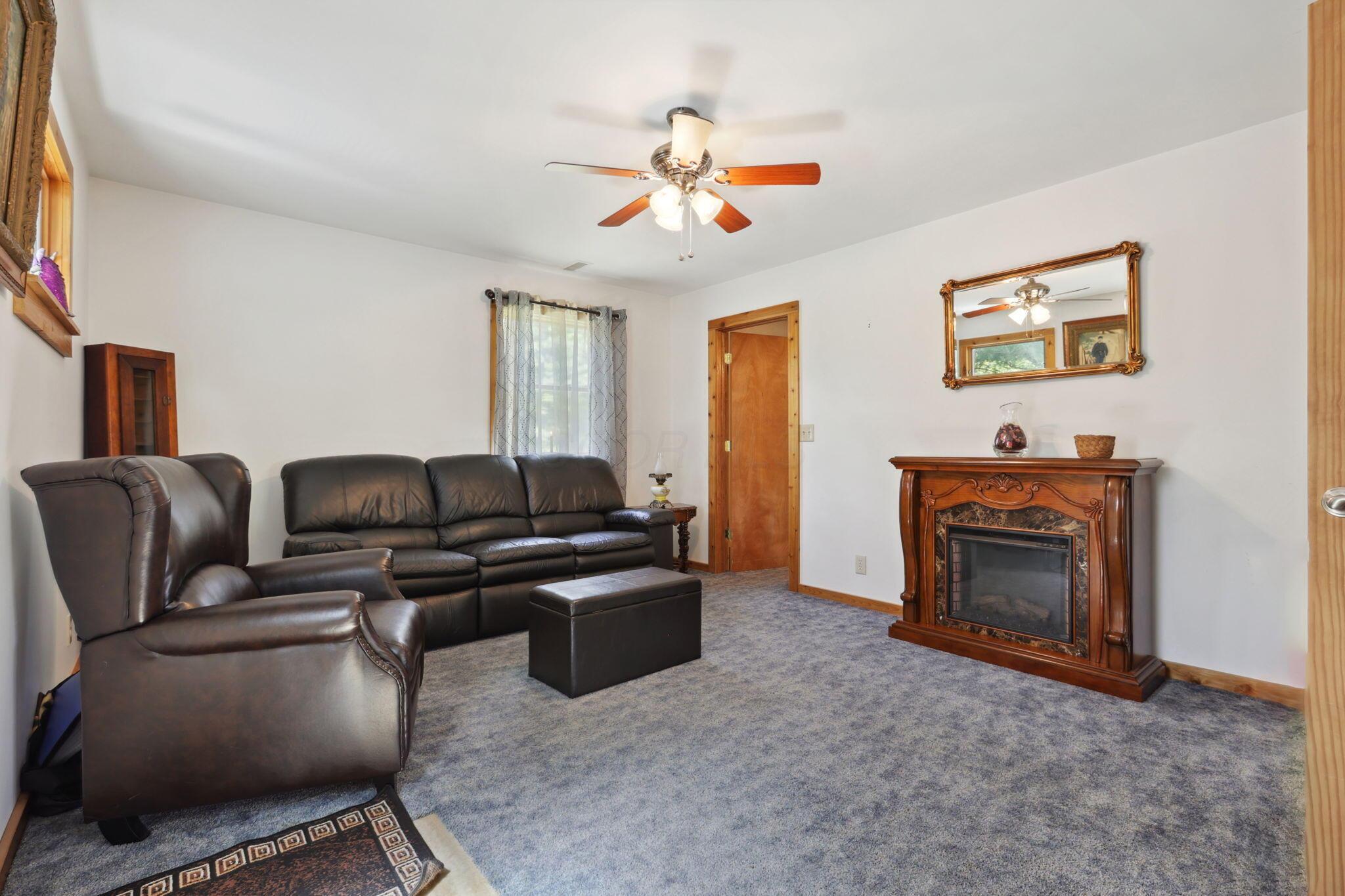 18040 Johnson Road, Heath, Ohio image 5