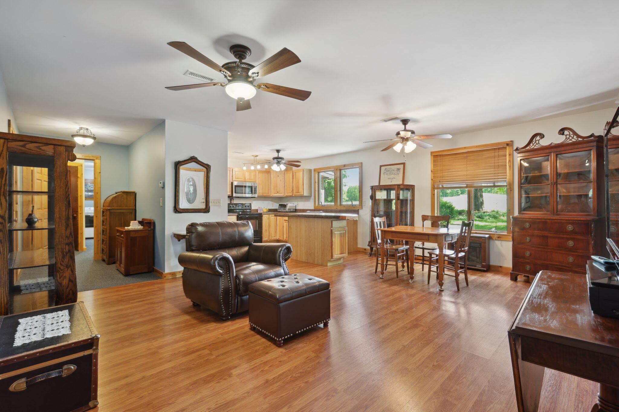 18040 Johnson Road, Heath, Ohio image 10