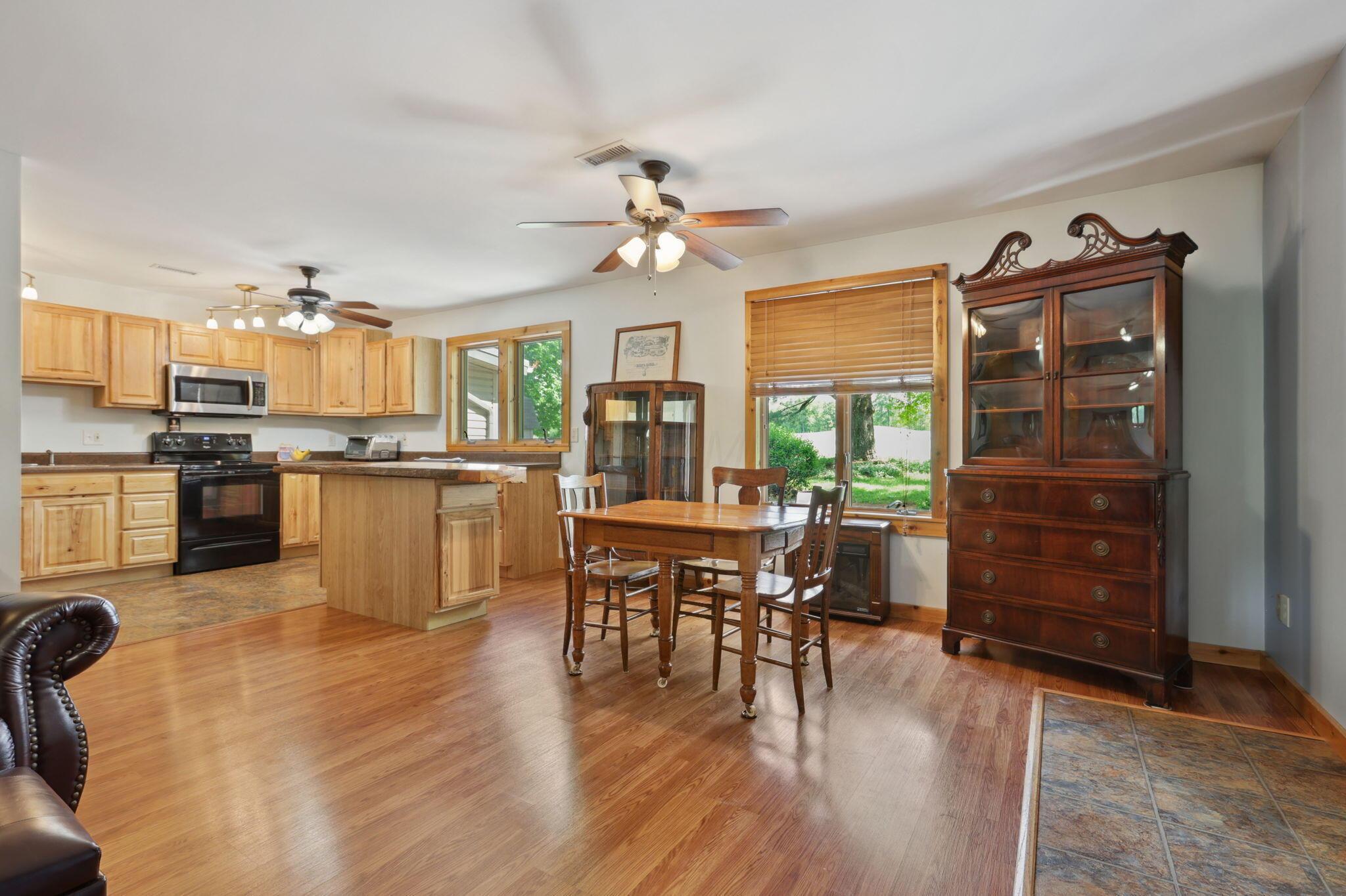 18040 Johnson Road, Heath, Ohio image 12