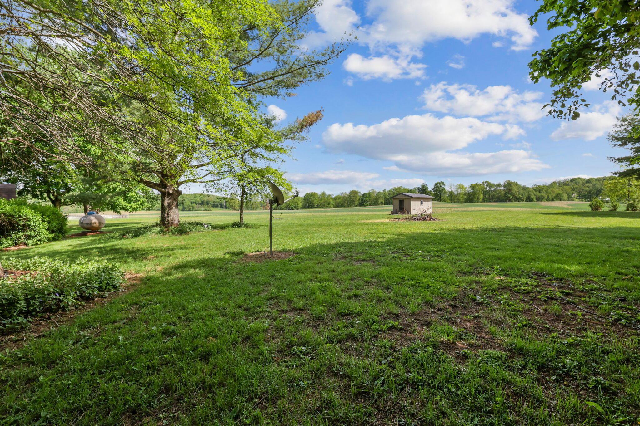 18040 Johnson Road, Heath, Ohio image 37