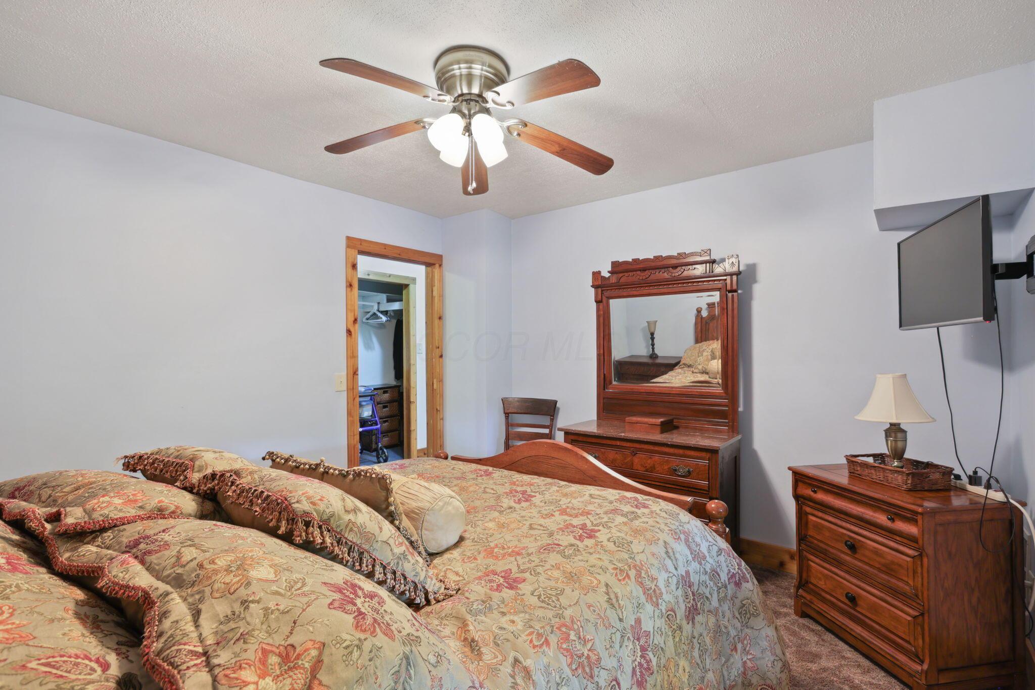 18040 Johnson Road, Heath, Ohio image 22