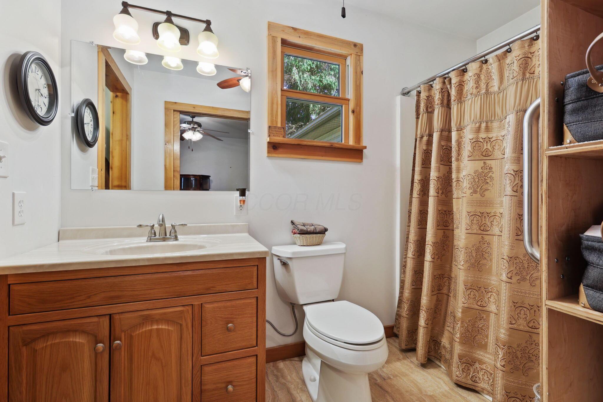 18040 Johnson Road, Heath, Ohio image 18