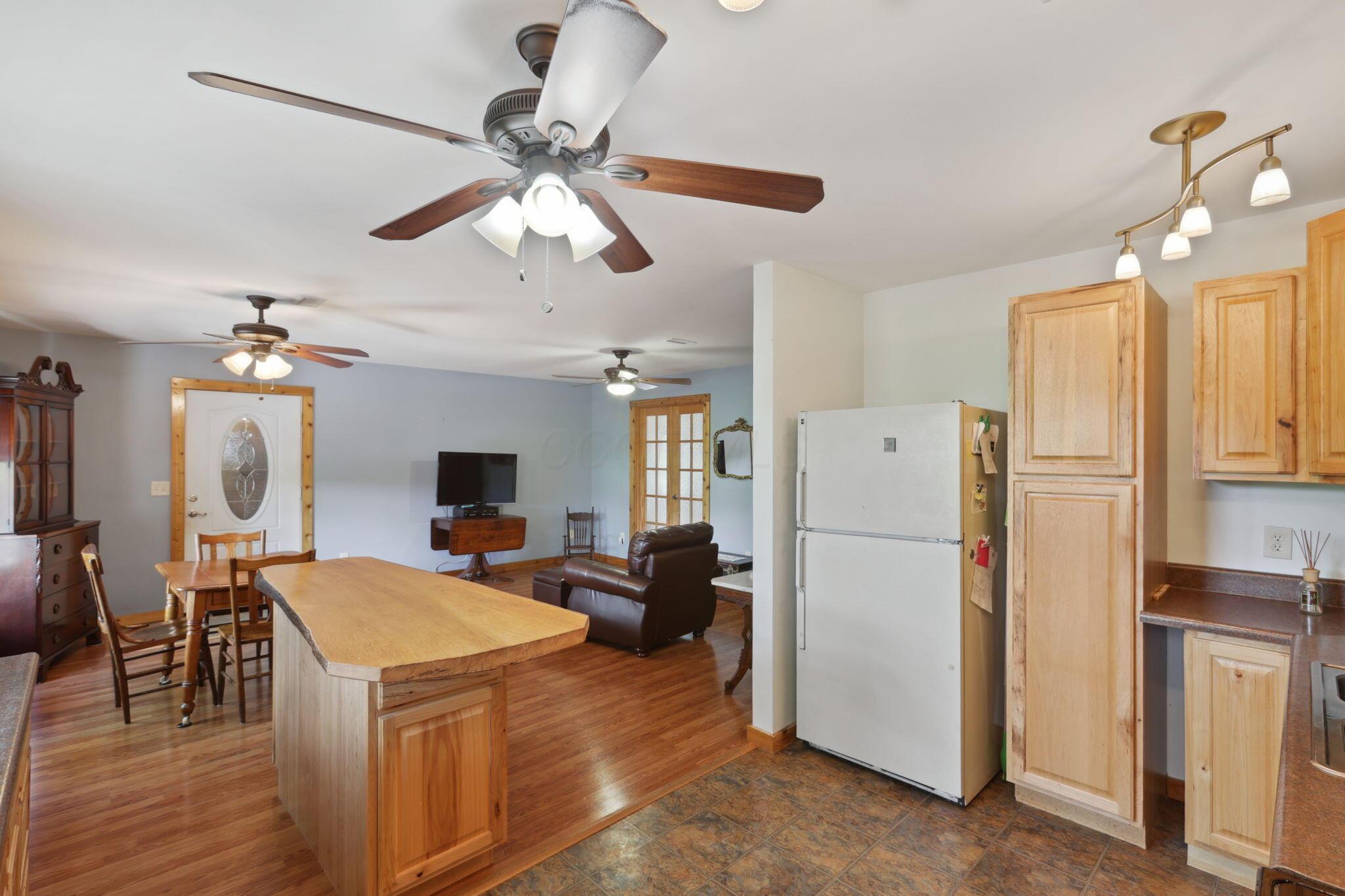 18040 Johnson Road, Heath, Ohio image 15
