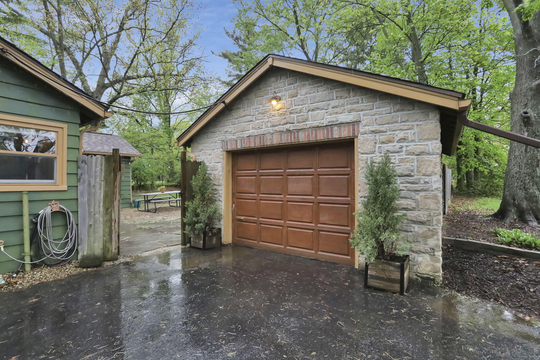 7328 Cook Road, Powell, Ohio image 37