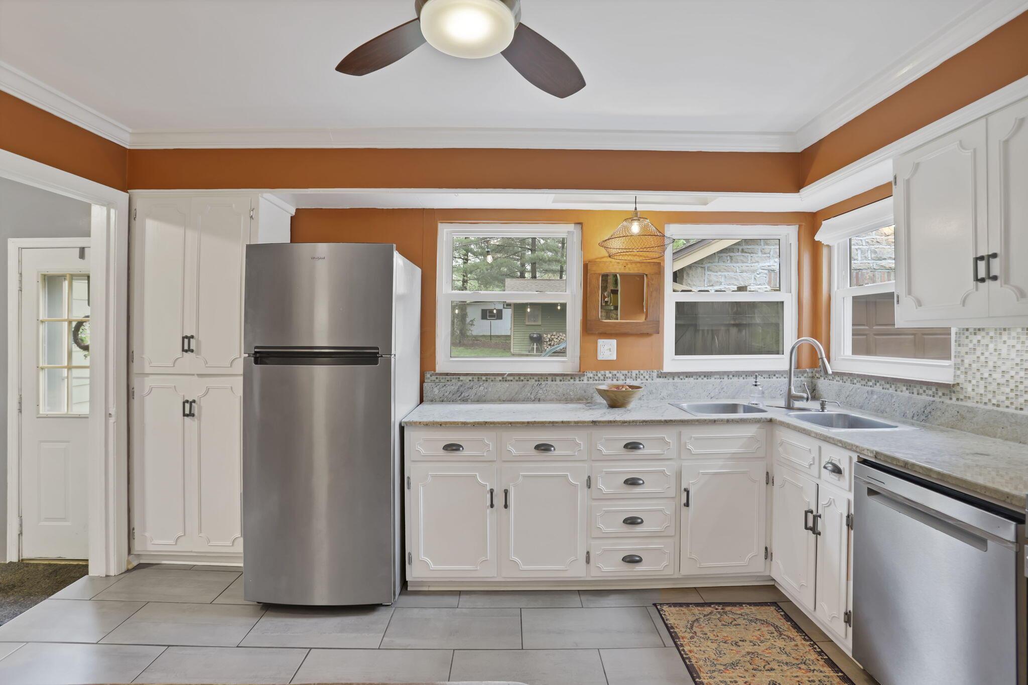 7328 Cook Road, Powell, Ohio image 23