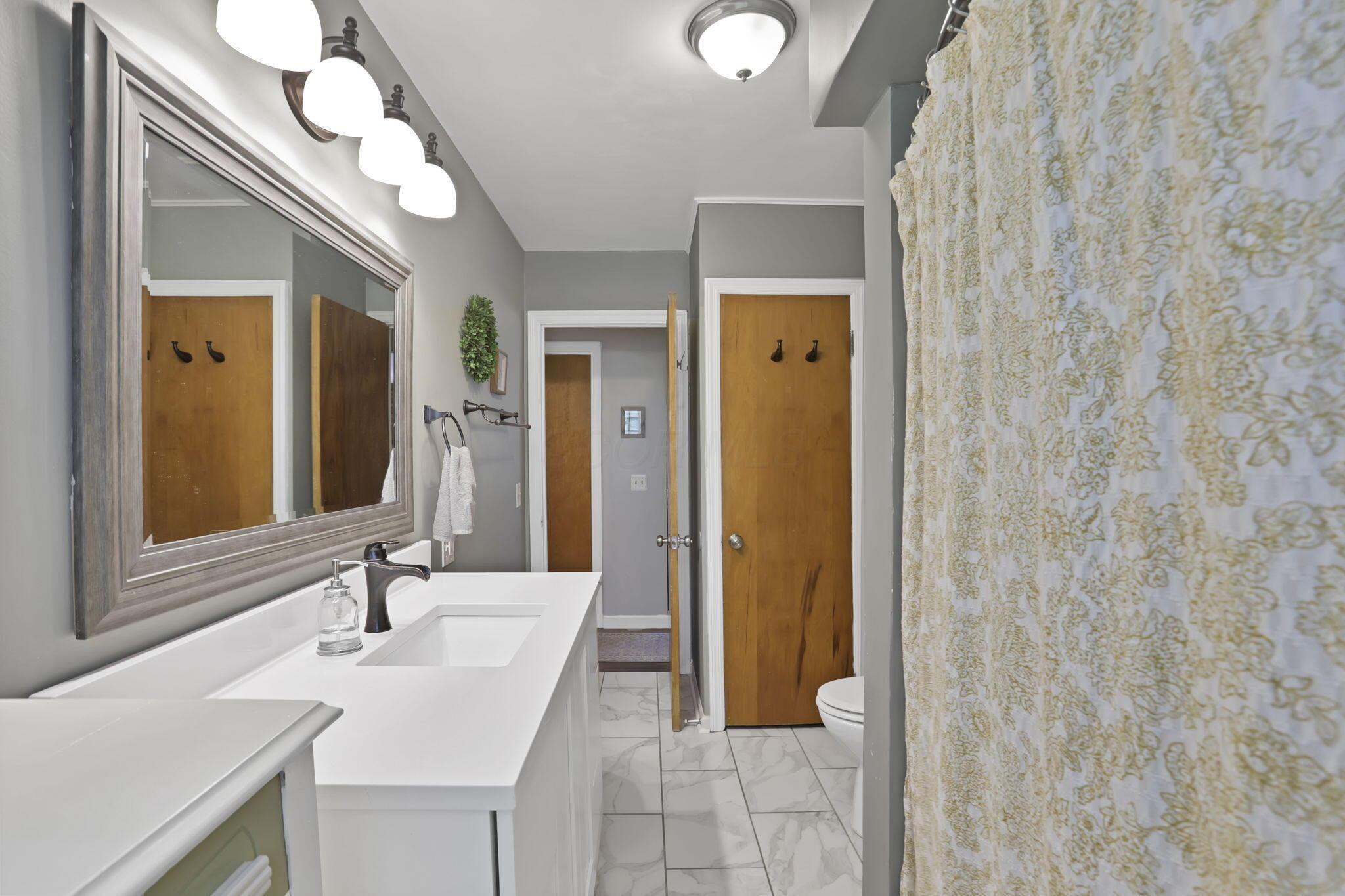7328 Cook Road, Powell, Ohio image 28