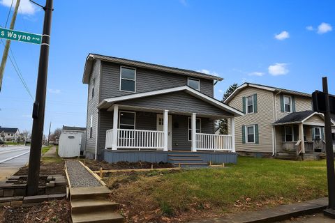 Photo of 815 S Wayne Avenue, Columbus, OH 43204 (MLS # 225043732)