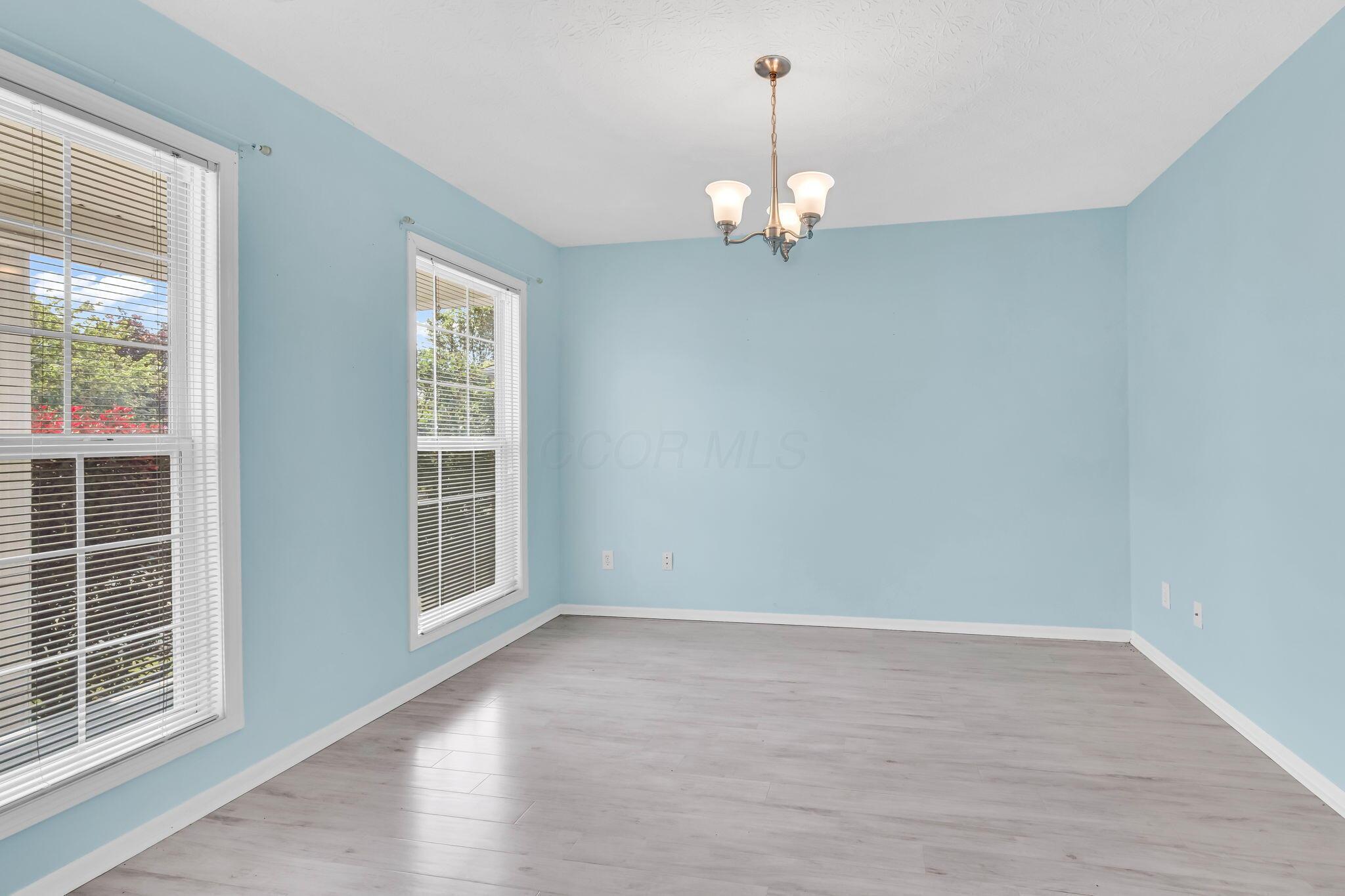 2493 Hotchkiss Street, Grove City, Ohio image 13