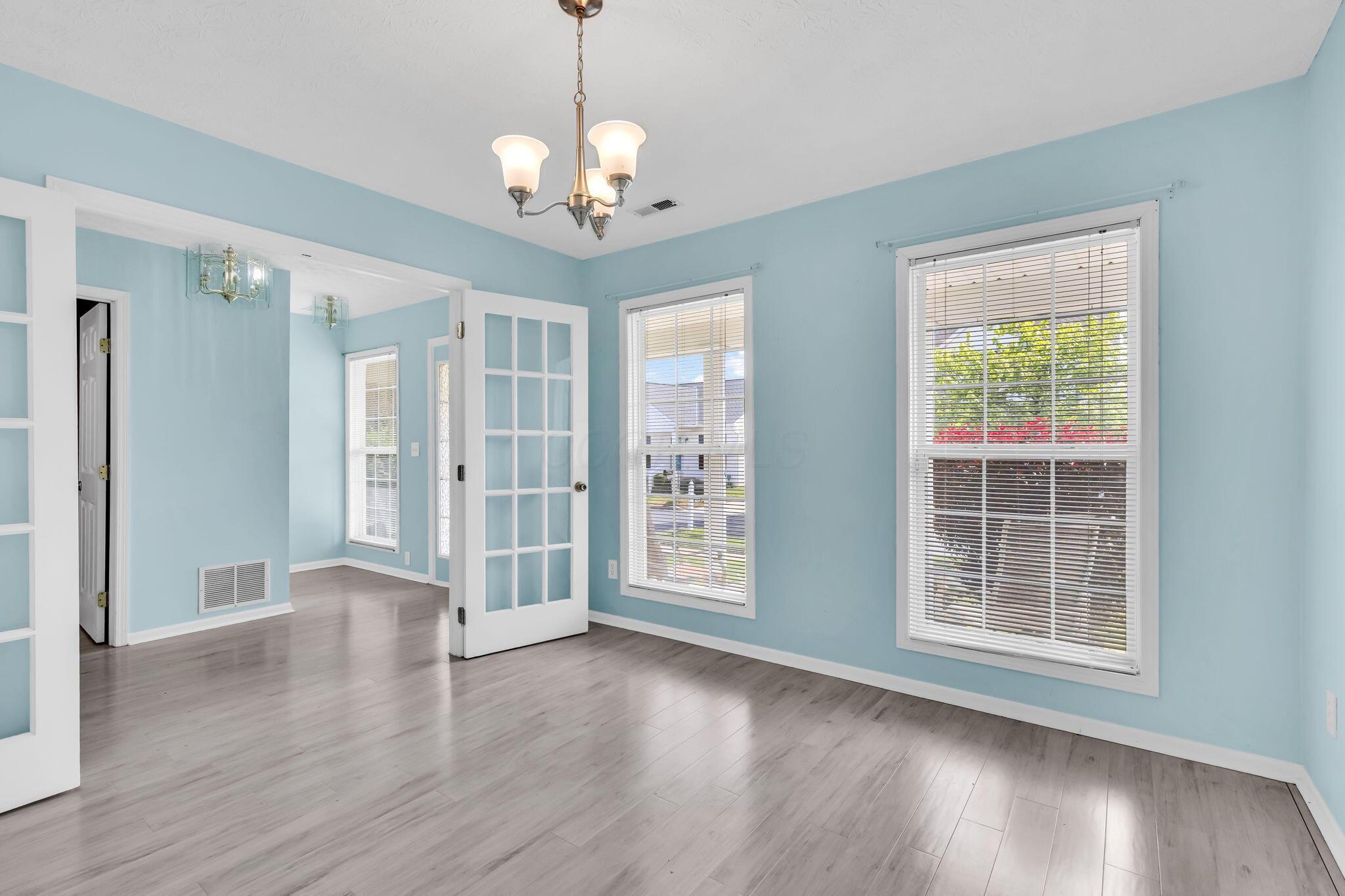 2493 Hotchkiss Street, Grove City, Ohio image 14