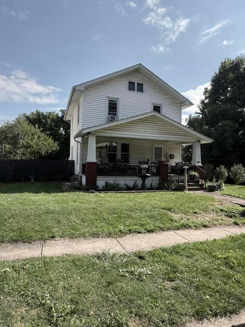 Photo of 104 E Pleasant Street, Mount Vernon, OH 43050 (MLS # 226028777)