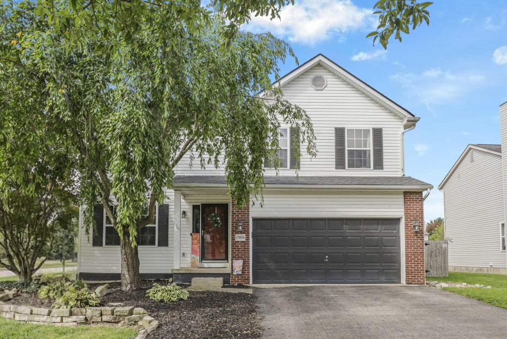 Photo of 1904 Ashburn Drive, Delaware, OH 43015 (MLS # 226037197)