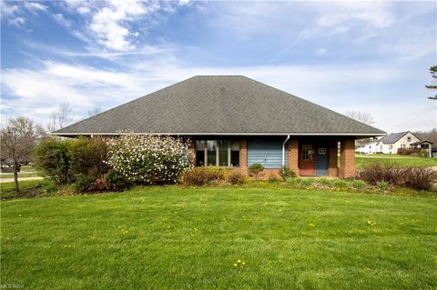 226 E Burwell Avenue Loudonville OH 44842