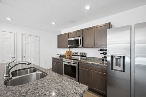 Tiny photo for 4907 Amber Crossing Road, Columbus, OH 43232 (MLS # 226040295)