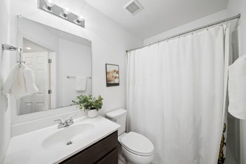 Tiny photo for 4907 Amber Crossing Road, Columbus, OH 43232 (MLS # 226040295)