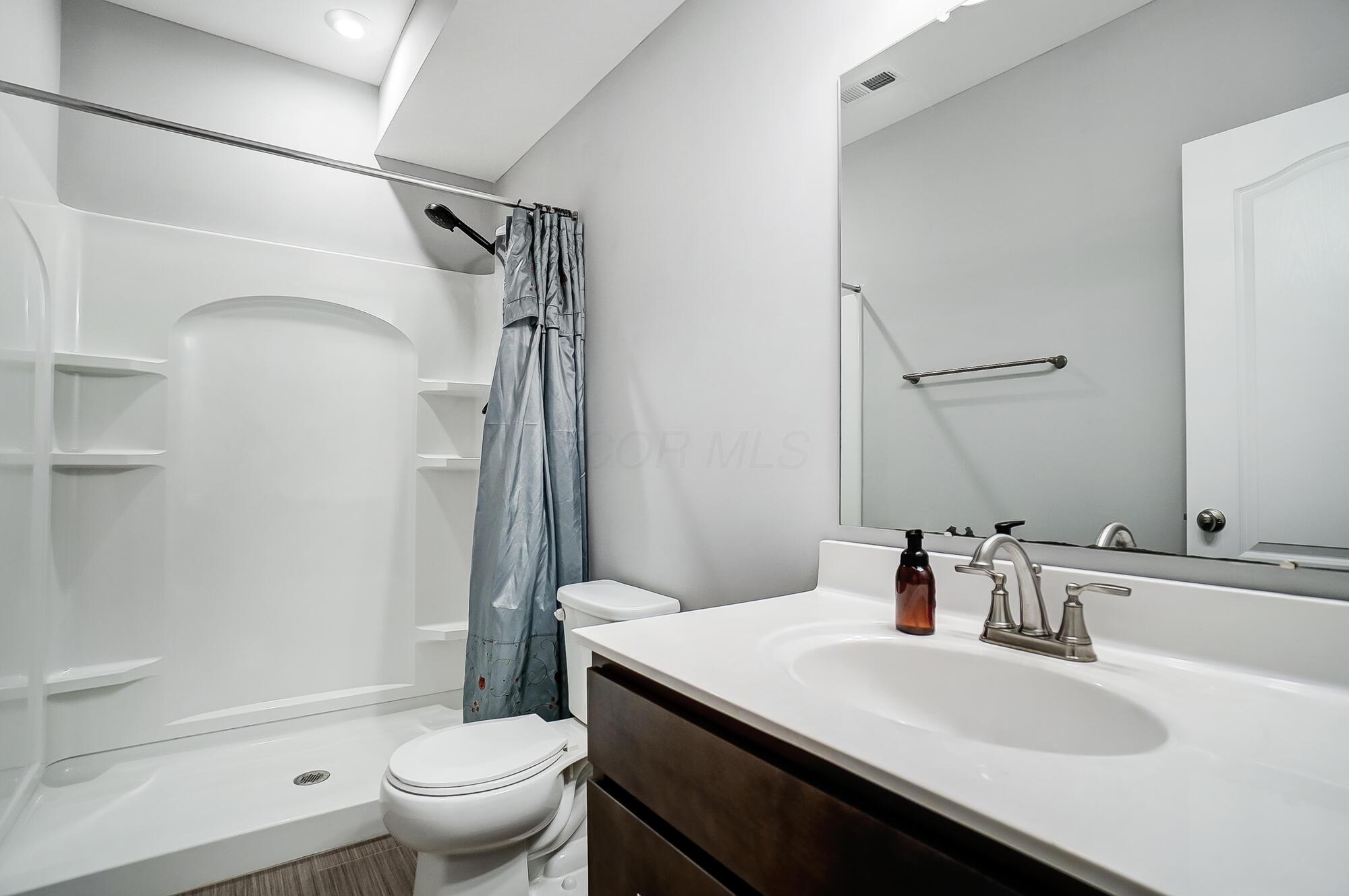 3781 Aviary Loop, Hilliard, Ohio image 32