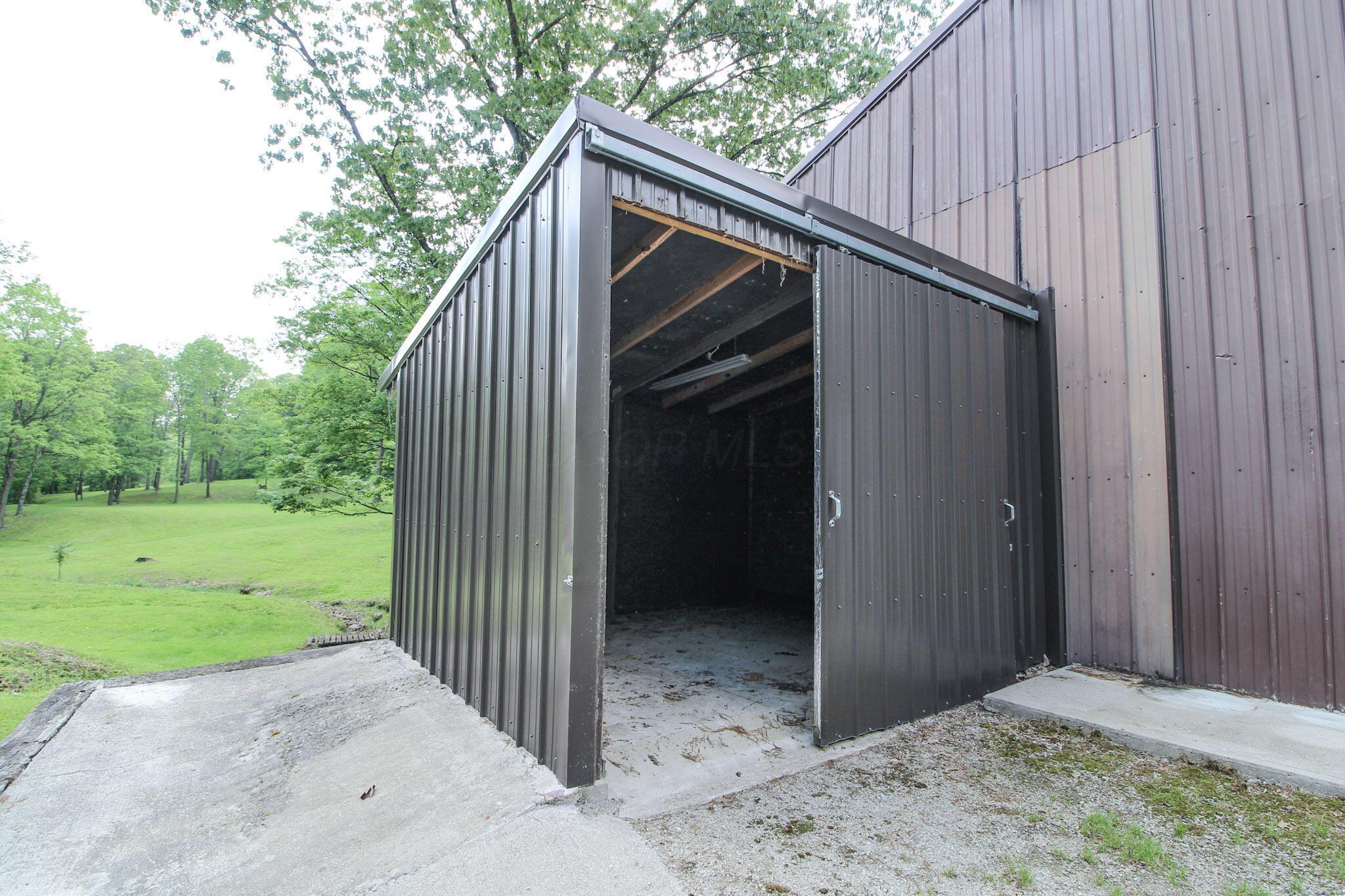 10195 Goosecreek Road, Roseville, Ohio image 27