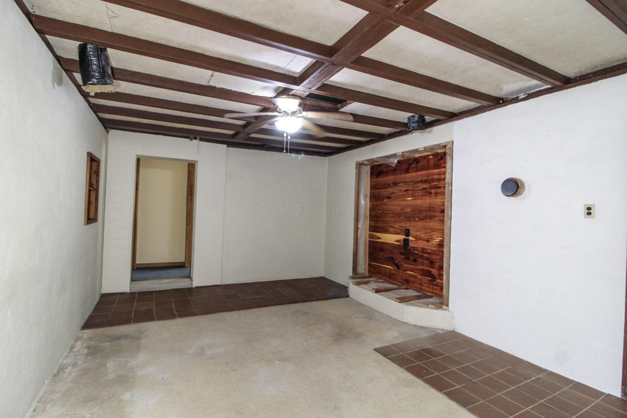 10195 Goosecreek Road, Roseville, Ohio image 11