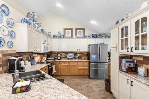 Tiny photo for 531 Ruttington Lane, Westerville, OH 43082 (MLS # 226003115)